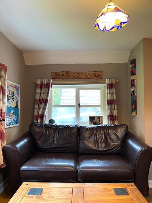 Bear Cottage, Tyn Y Cwm Eglwys-Fach Extérieur photo