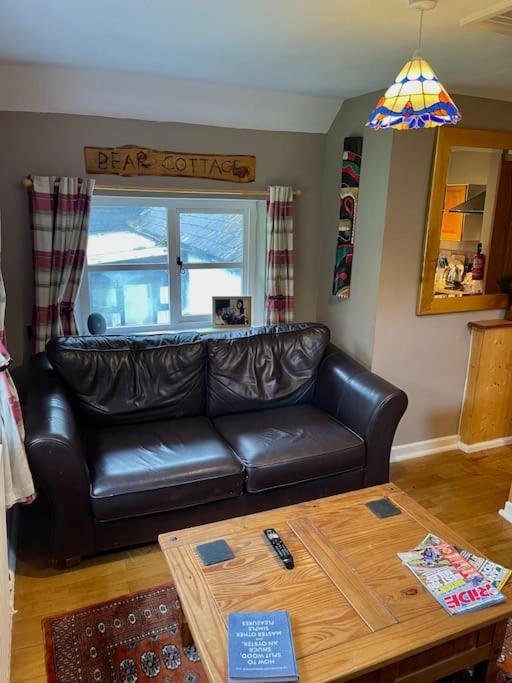 Bear Cottage, Tyn Y Cwm Eglwys-Fach Extérieur photo